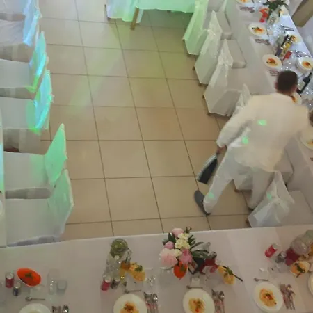 Galeria Sen בית אירוח סמולג'ינסקי לאס